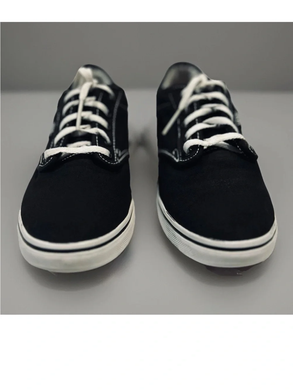 Vans Atwood Low Women’s 9 Black Canvas Skate Shoes Sneakers Off The Wall Classic